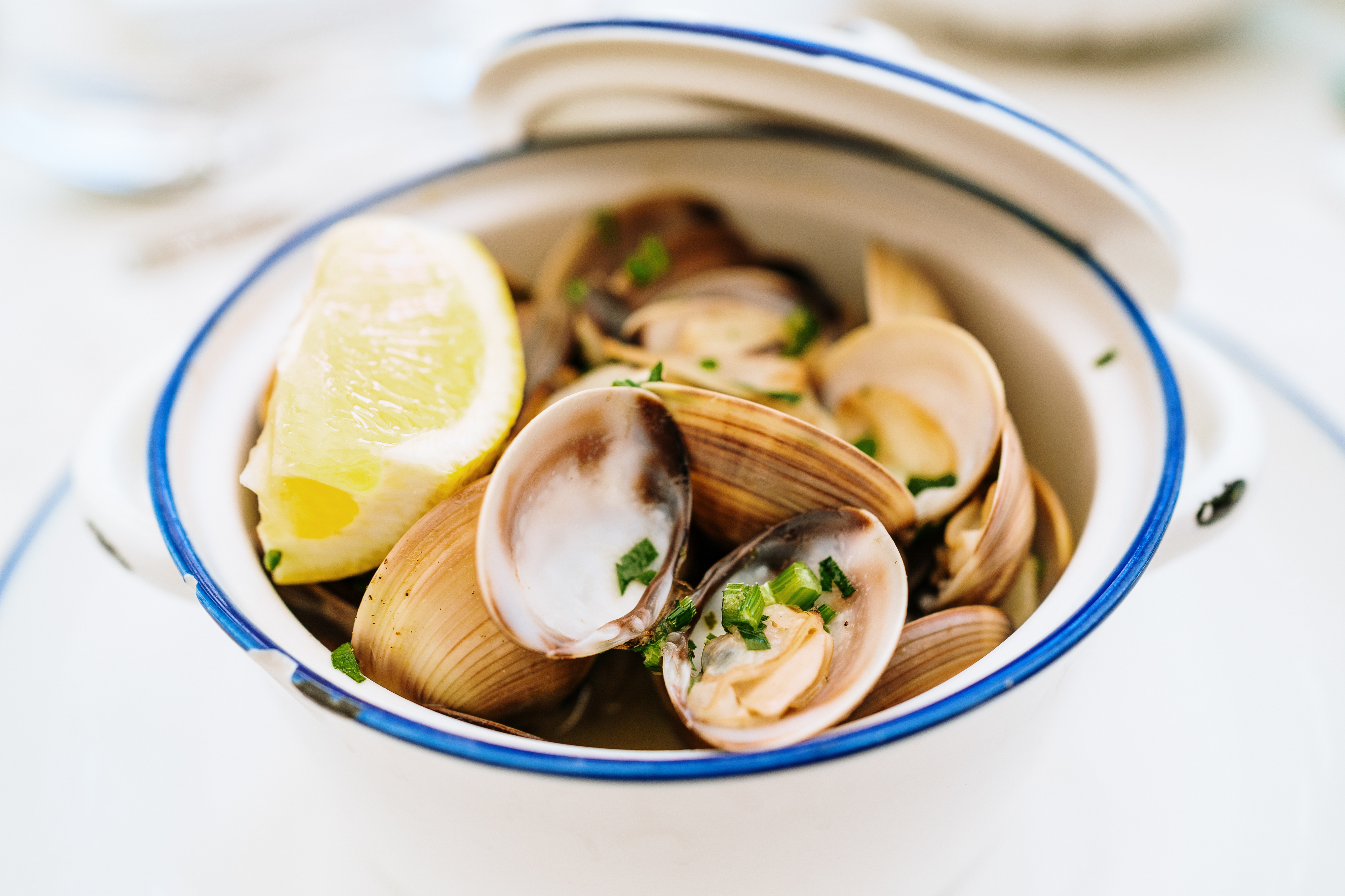 O outono chegou ao restaurante do Lisbon Marriott (e trouxe pudim de vinho do Porto e tarte de pinhão)