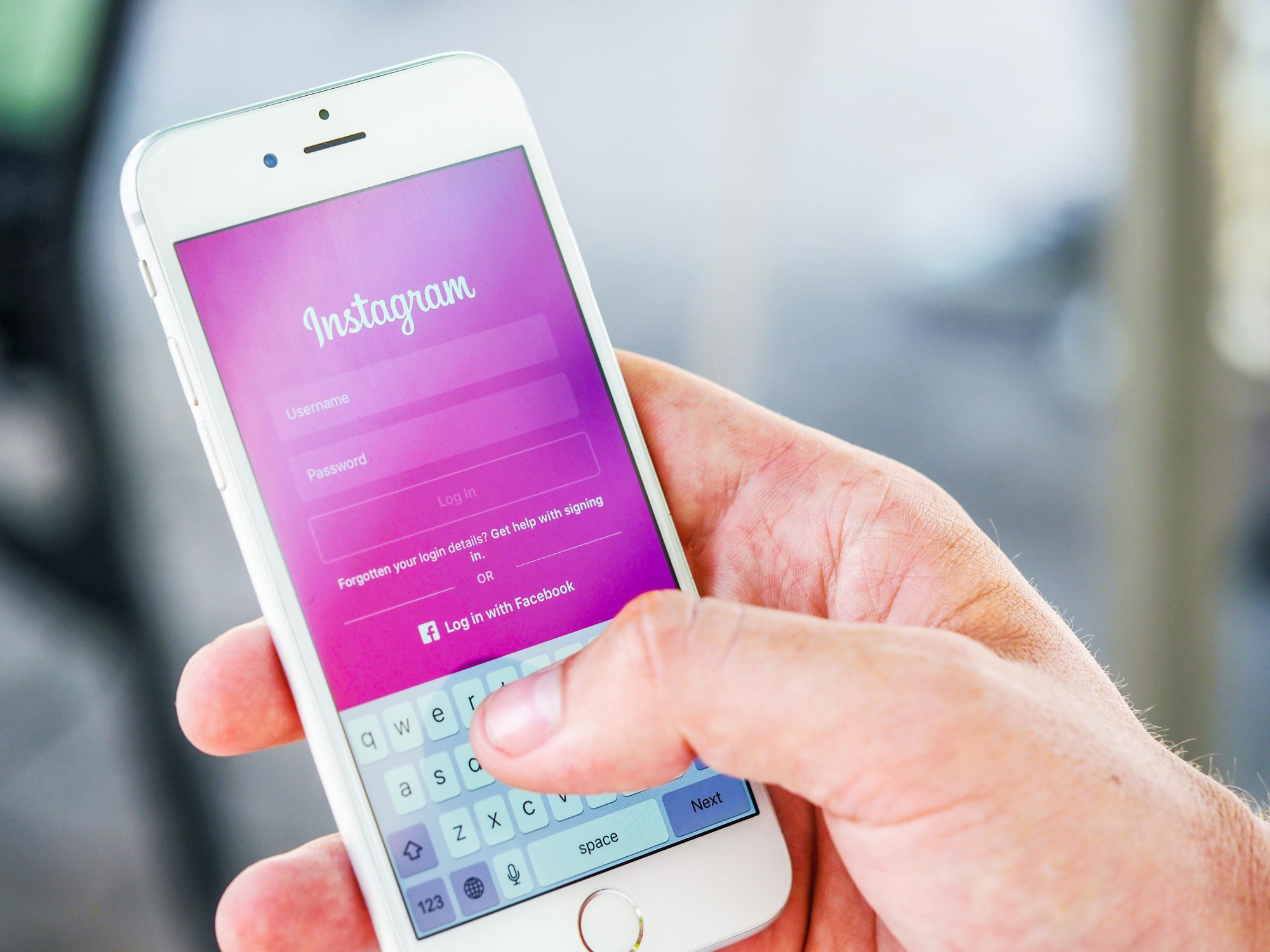 Sabia que pode anular as mensagens enviadas através do Instagram?