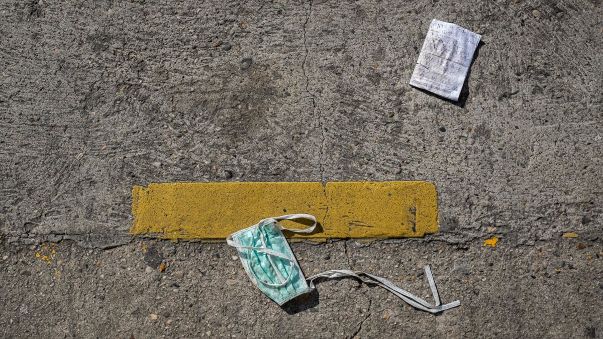 COVID-19. Há mais 21 mortes e 2.608 novos casos de infeção. É um novo recorde desde o início da pandemia