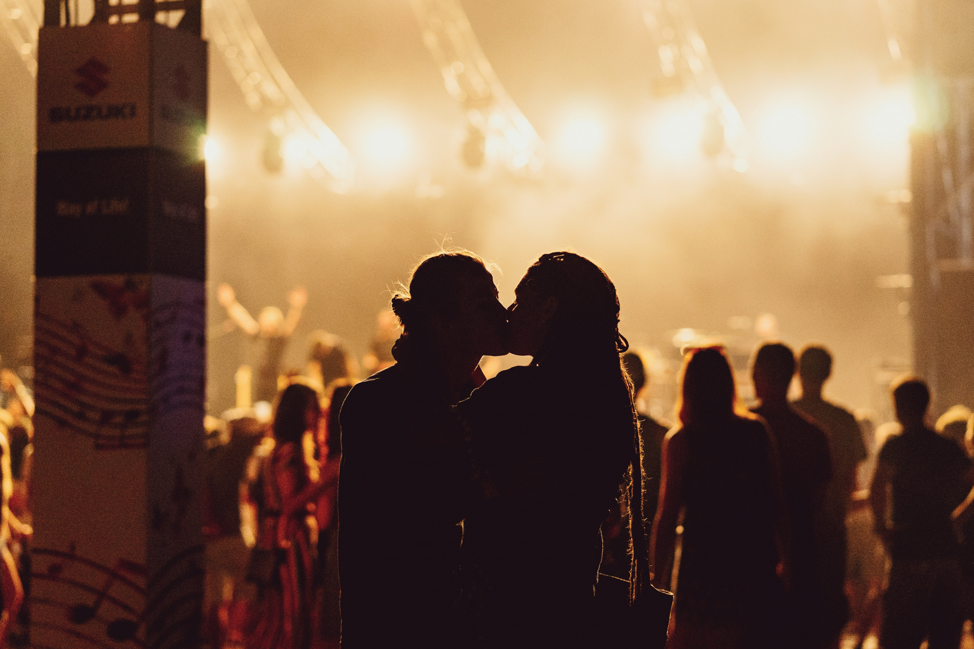 Graças ao Tinder já pode encontrar o par perfeito para os festivais de verão