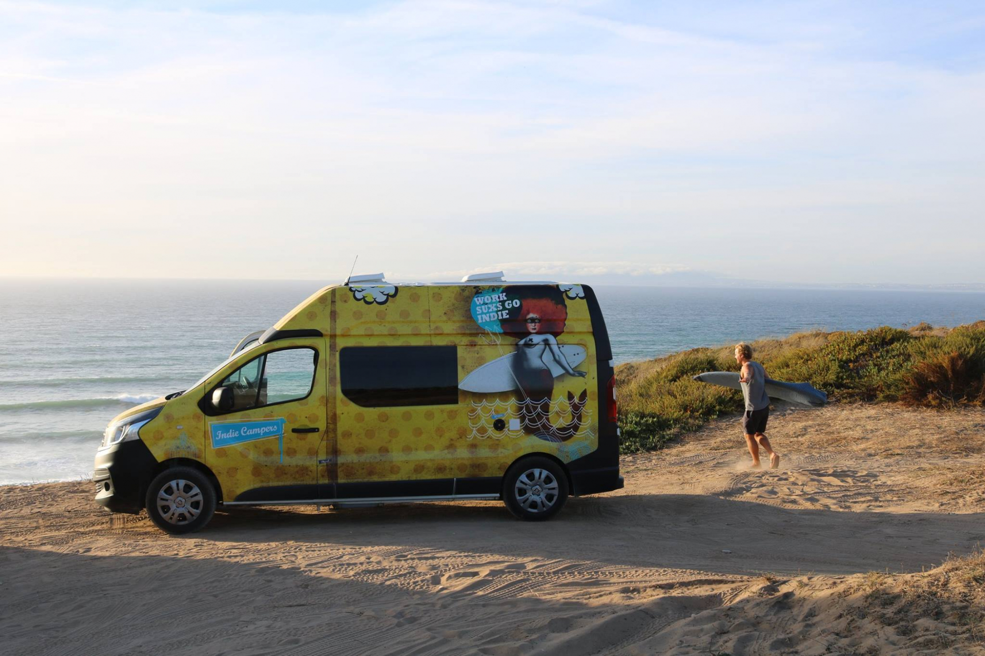 Feriados. 6 sugestões de viagens para fazer a pé, de autocarro ou de caravana