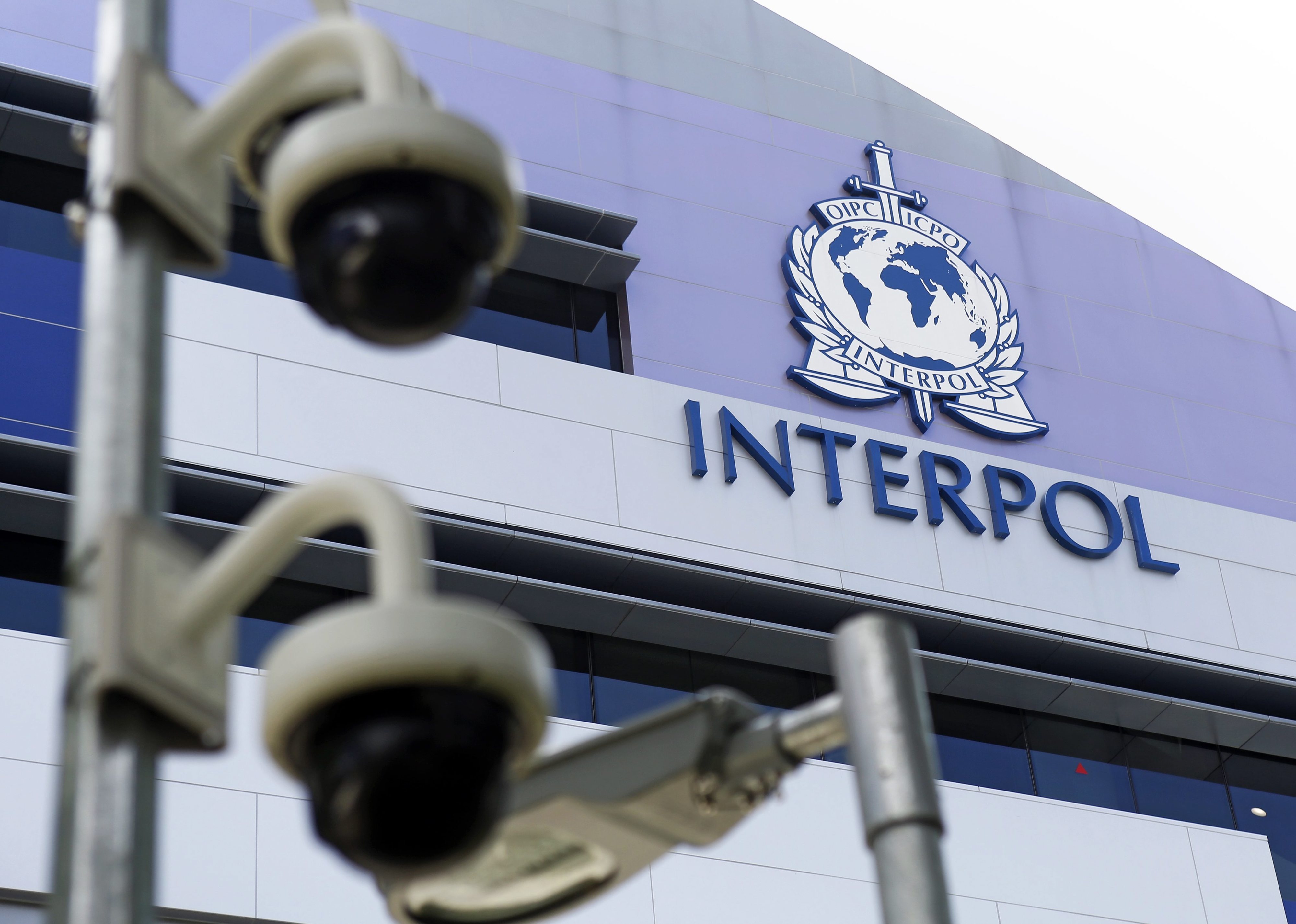 Portugal entre os países onde Interpol apreendeu 50,4 milhões de ...