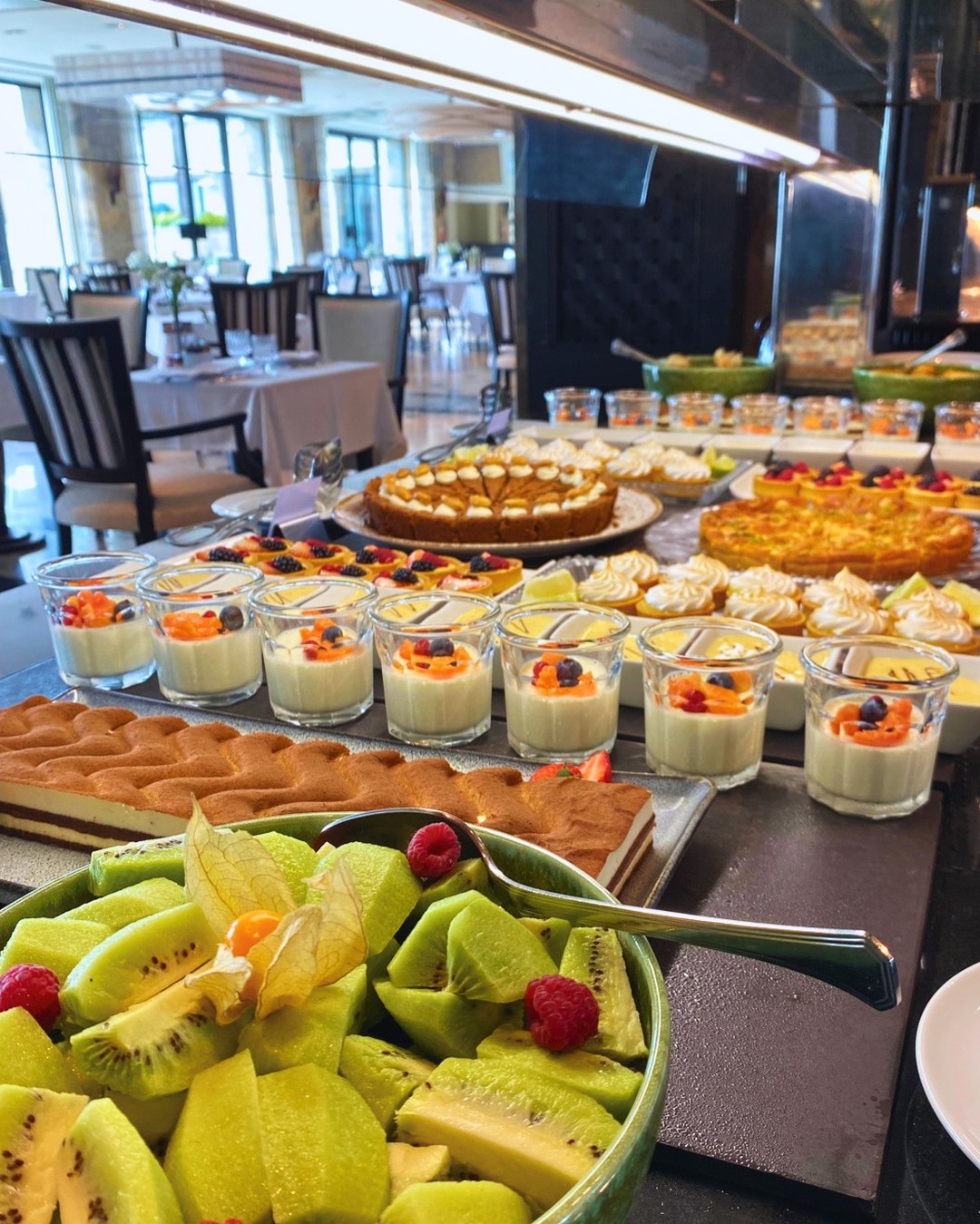 Fãs de “The White Lotus” têm de ir provar este brunch de inspiração italiana do Grande Real Villa Itália