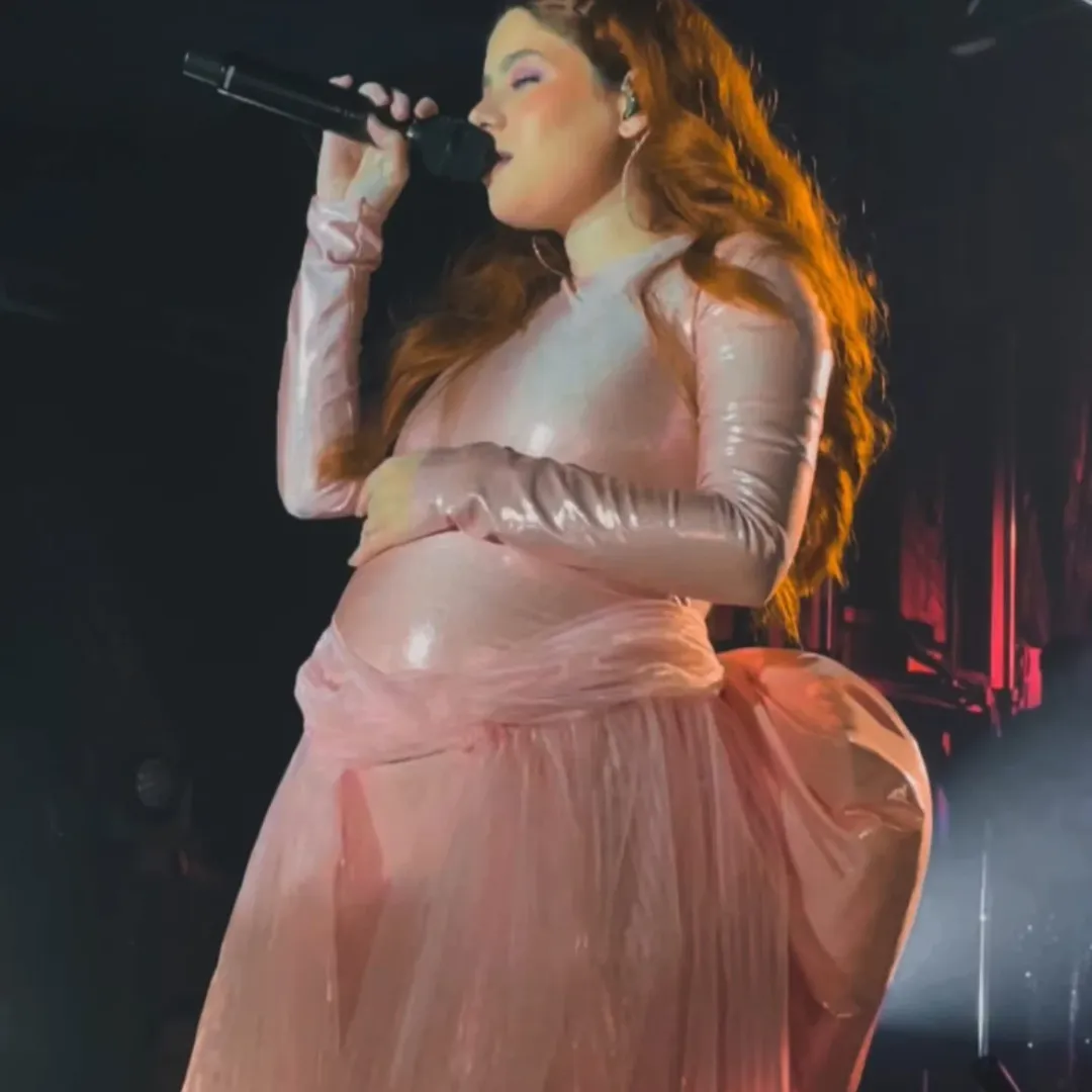 Bárbara Tinoco está mesmo grávida? Veja o vídeo captado em concerto da cantora (que aumentou os rumores)