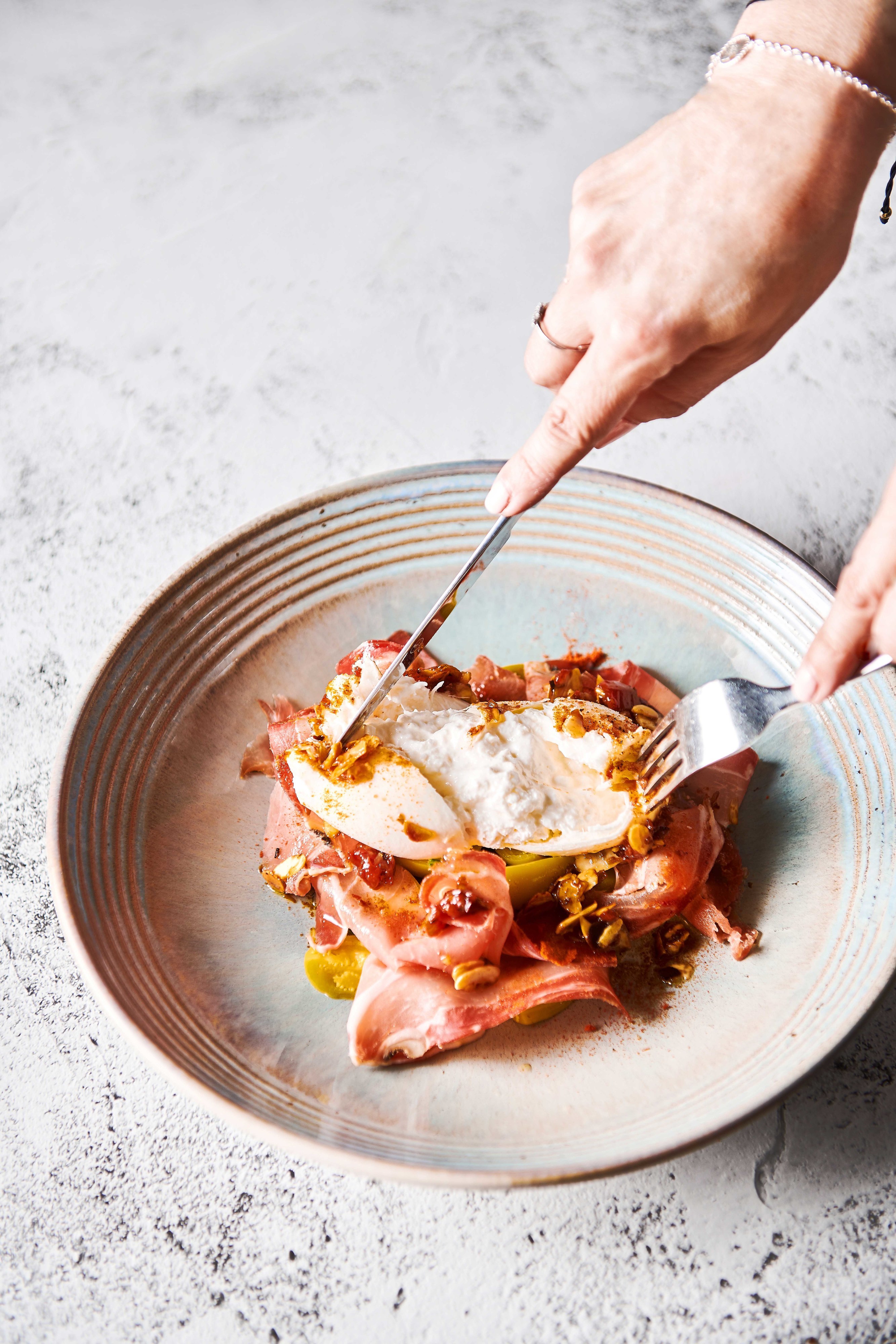 Os novos pratos do La Mafia se sienta a la mesa são um crime de tão bons. Conheça a carta