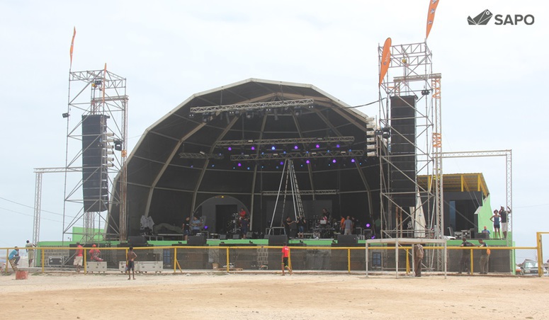 Palco Baía das Gatas
