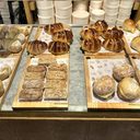 Já abriu a Padaria da Esquina e fomos lá comer a melhor torrada de Lisboa