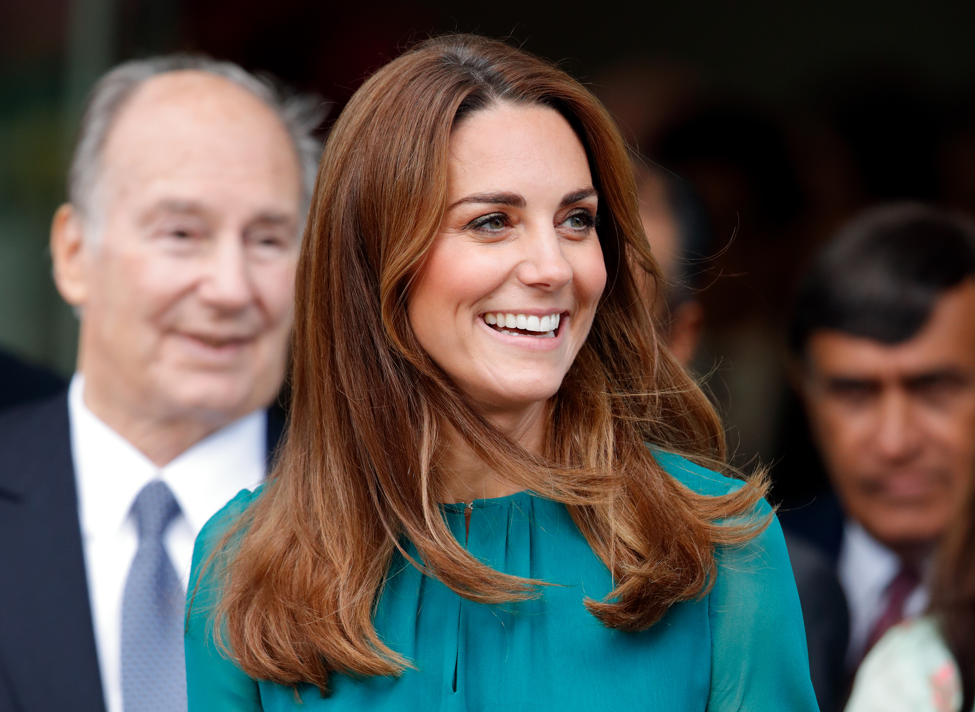 A Mango replicou um vestido usado por Kate Middleton – e custa menos de 50€