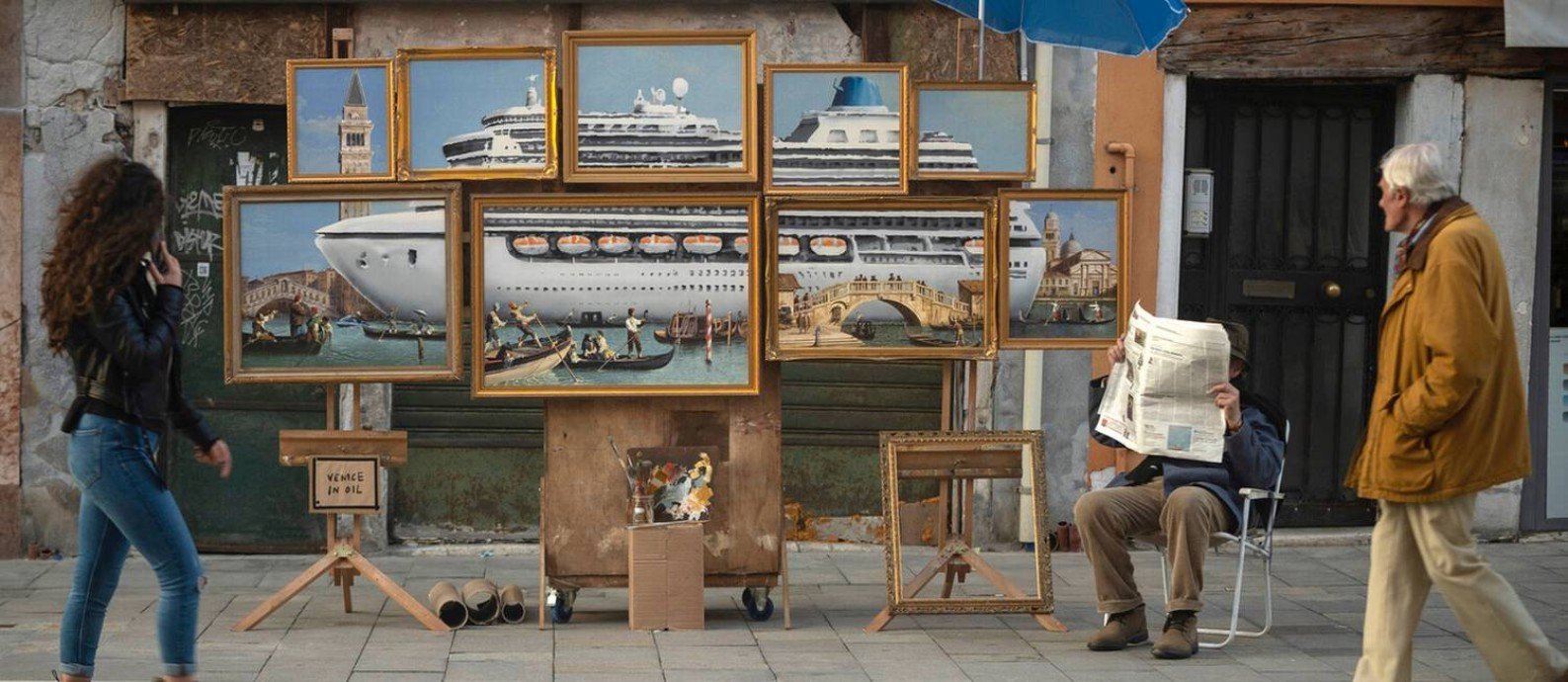 Banksy volta a surpreender em Veneza com uma peça irónica sobre o turismo