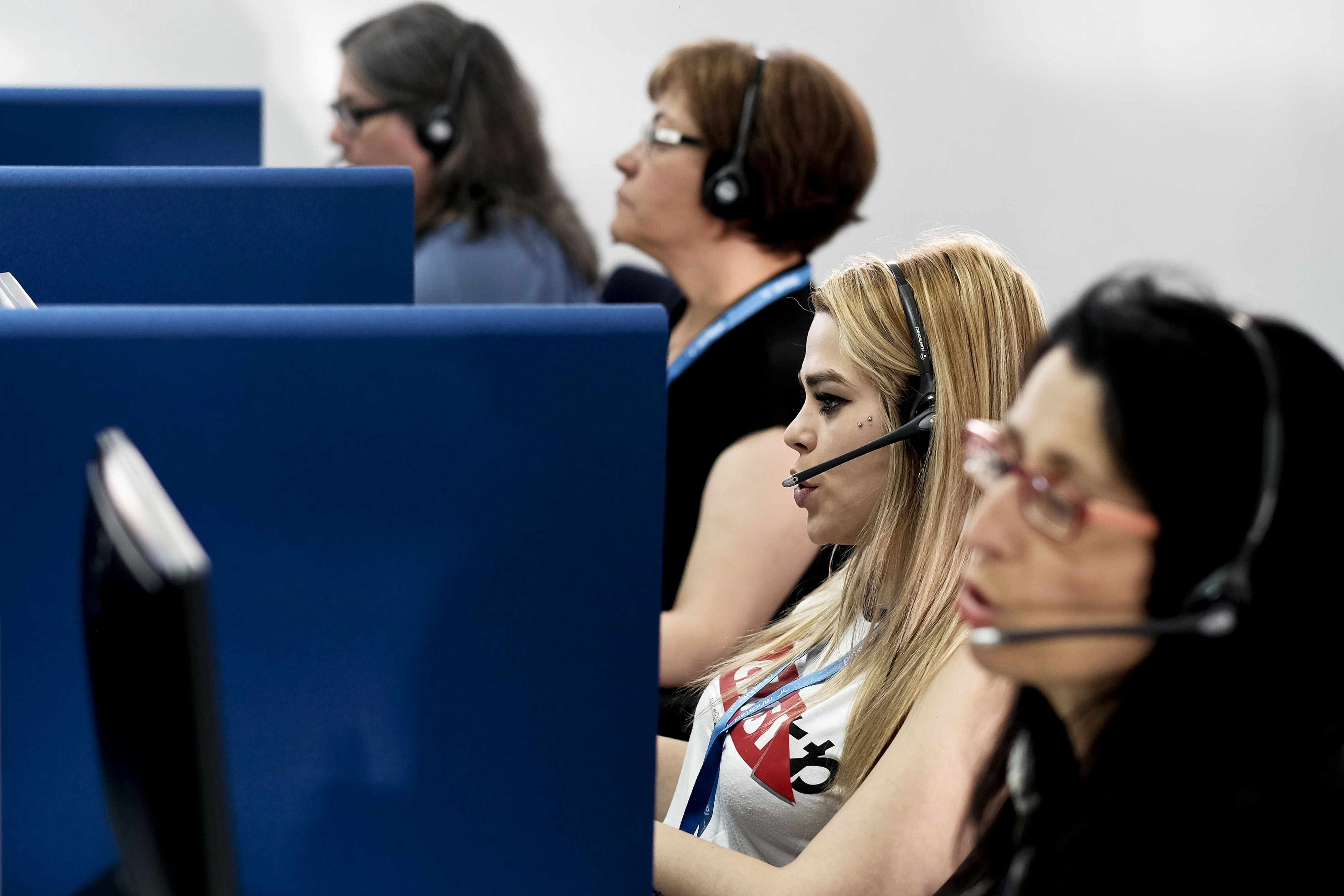 Centro telefónico do Regulador da Saúde arranca 2ª feira para reduzir tempo de espera