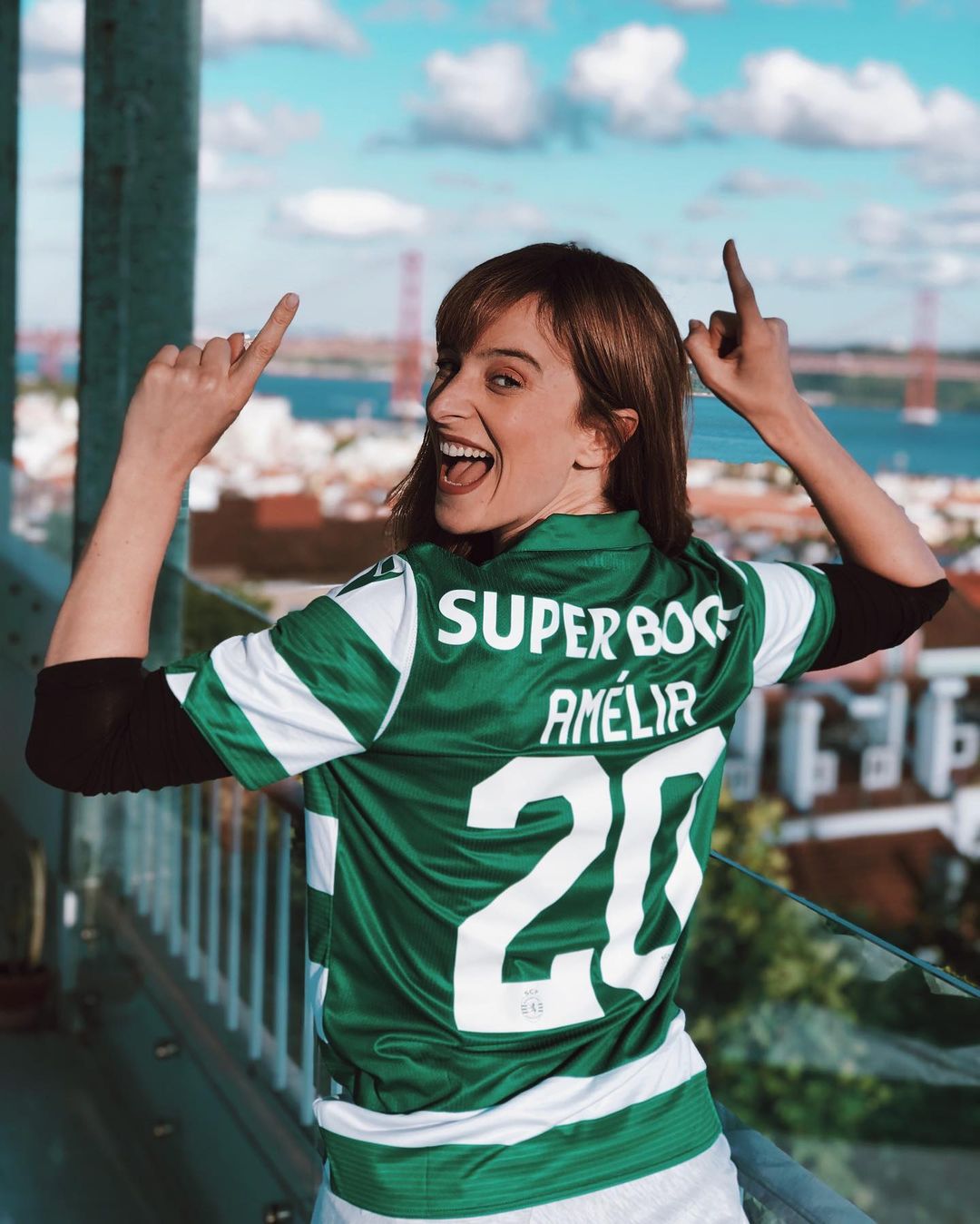 Explosão verde e branca. Famosos celebram vitória do Sporting