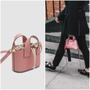 São trendy, mas consegue pôr tudo o que precisa numa mala XS?