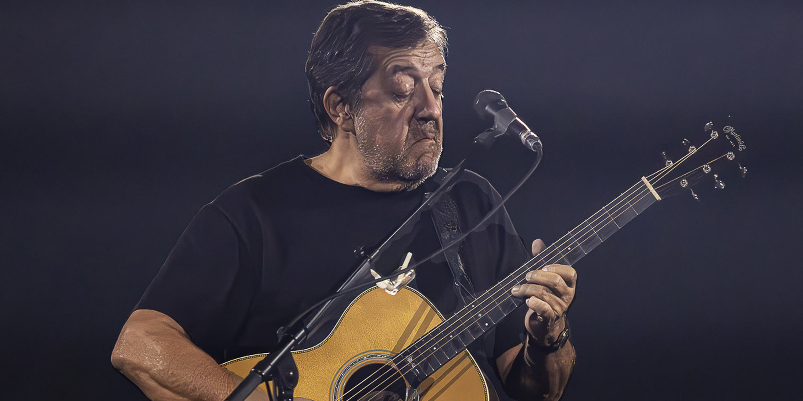 Rui Veloso Announces Stage Departure During Porto Concert