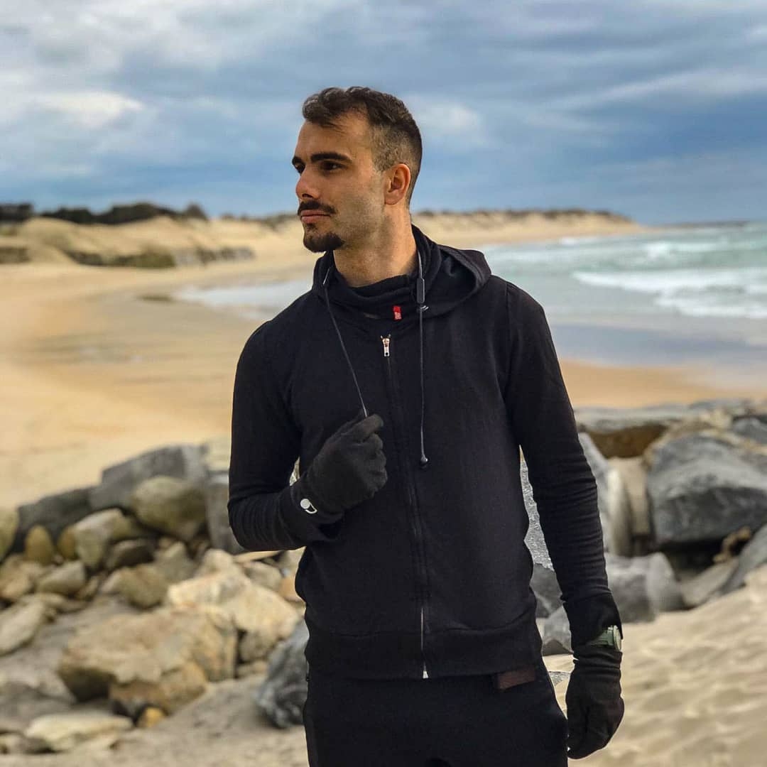 Futebolista português é internado nos cuidados intensivos depois de sofrer pancada durante jogo