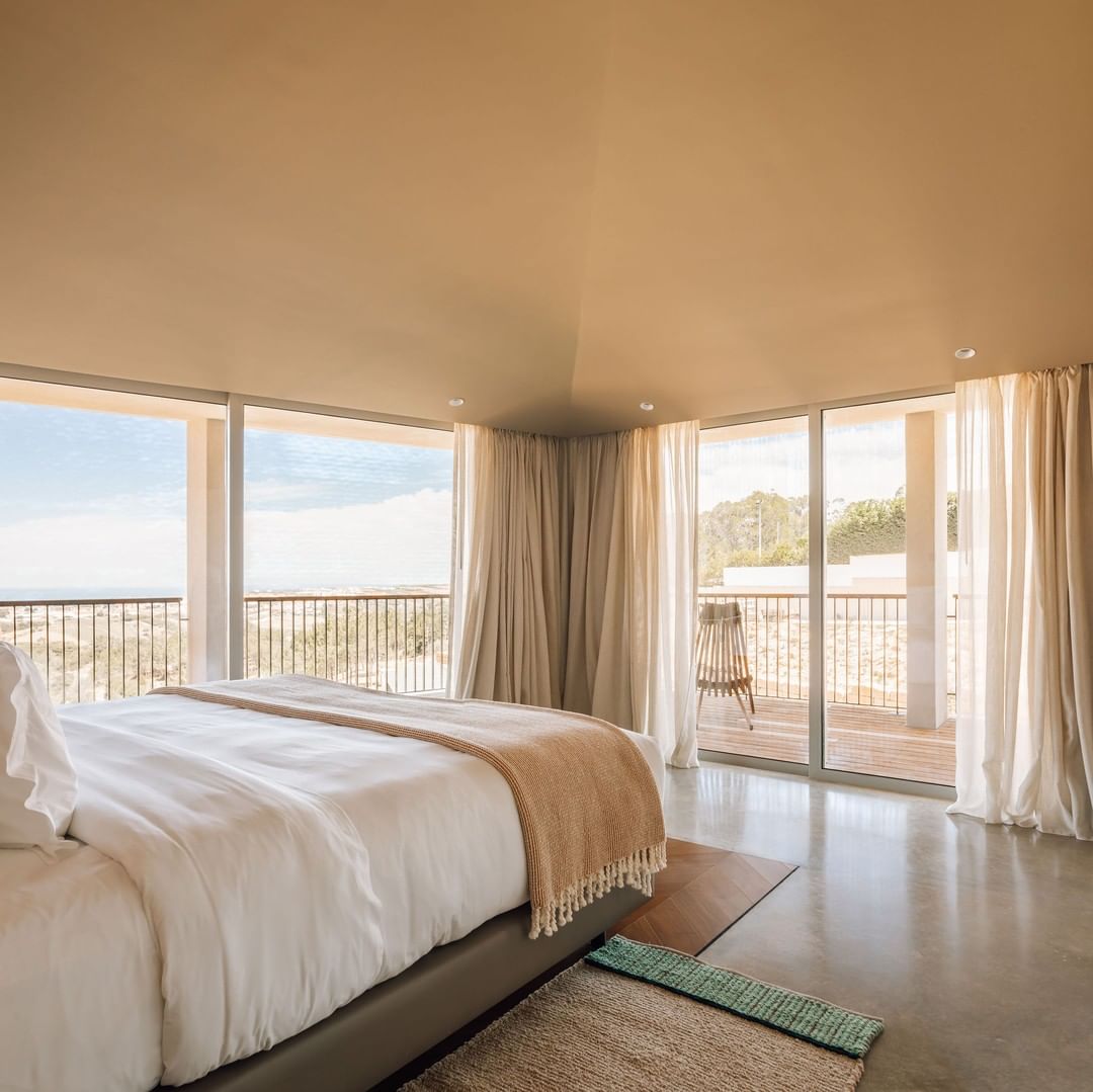 O primeiro cinco estrelas da Ericeira é para descansar “resguardado da confusão do mundo”