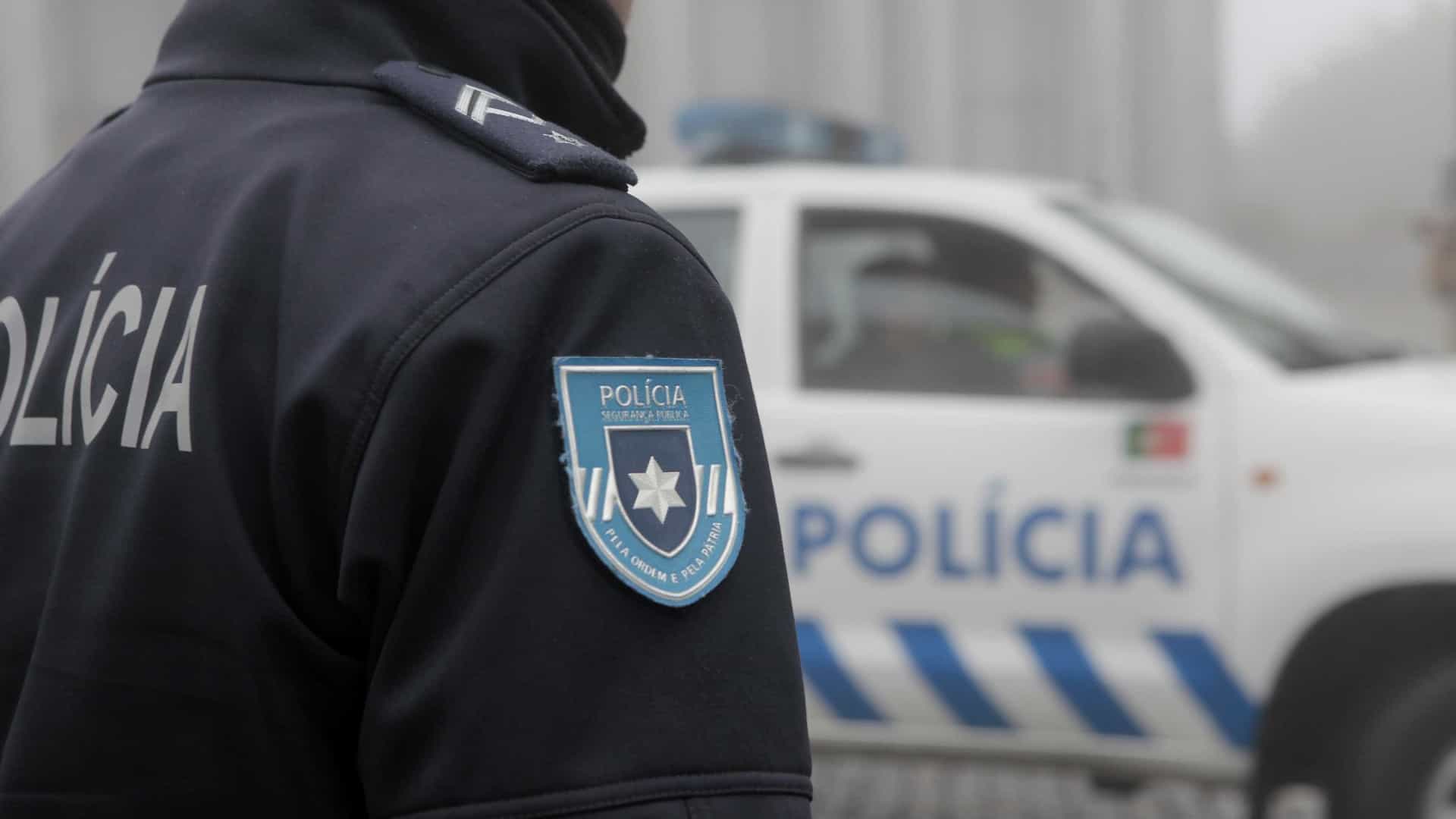 Dois agentes da PSP detidos por tráfico sexual. Usavam a farda para forçar vítimas à prostituição