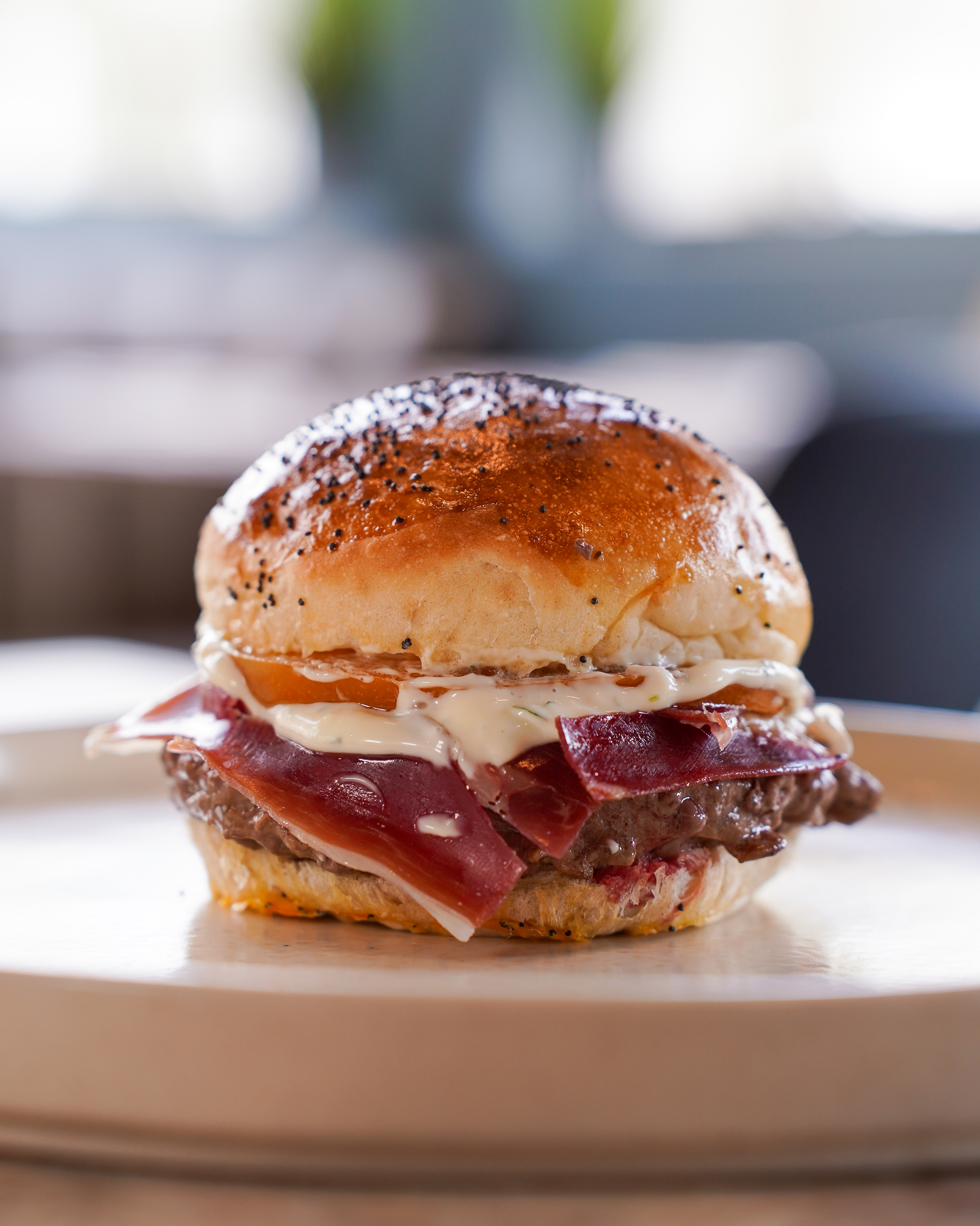 O melhor hambúrguer do Mundo (segundo The Weeknd) já chegou a Miraflores (e tem novidades no menu)