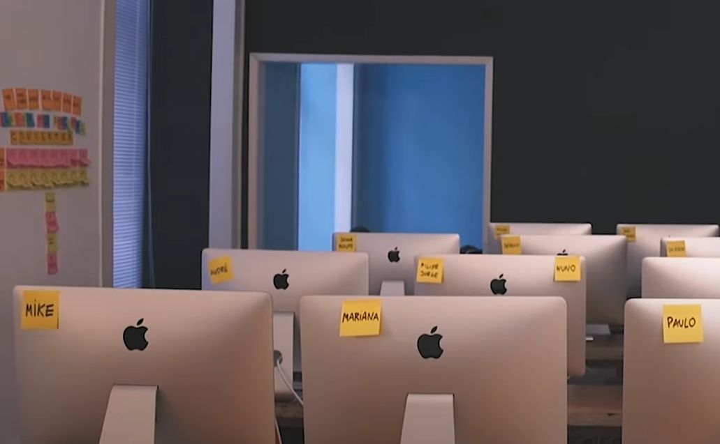 Code for All aposta nas áreas da Comunicação, RH, Contabilidade e Educação para “ensinar” IA