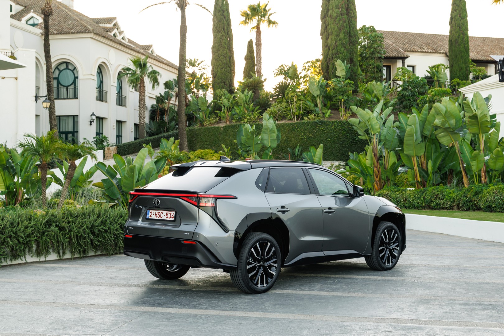 Filha de Ana Malhoa está de volta à música (e a dar tudo). 31 fotos escaldantes de India Malhoa