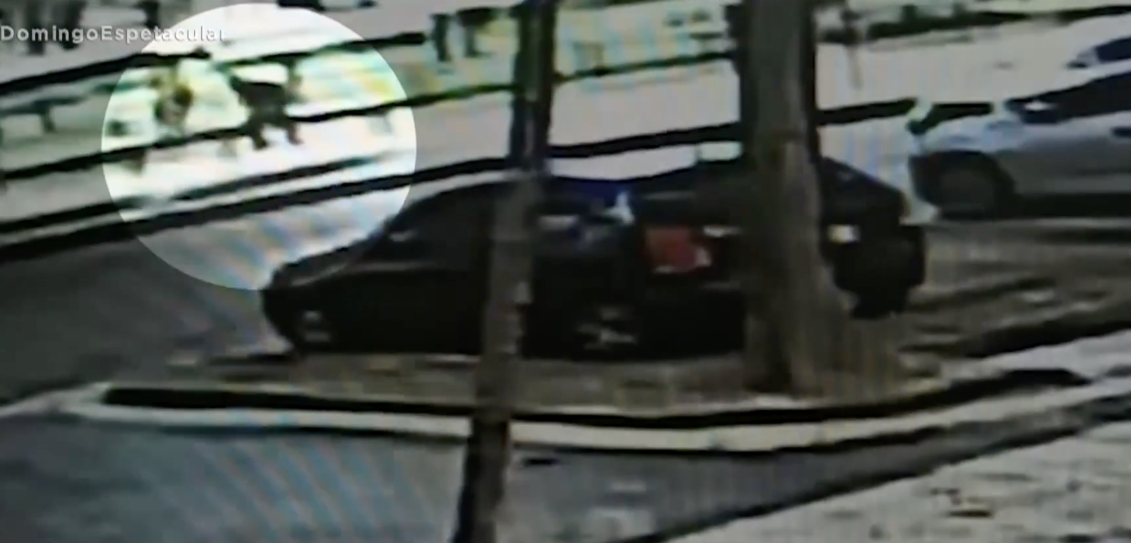 Desmascarado. As imagens que provam que Thiago Rodrigues não foi espancado, apenas caiu