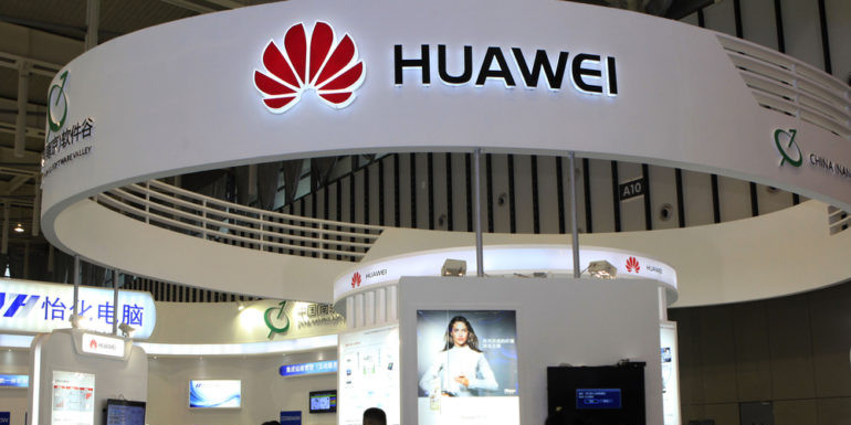 Receitas da Huawei afundam no último trimestre: “o nosso objetivo é sobreviver”