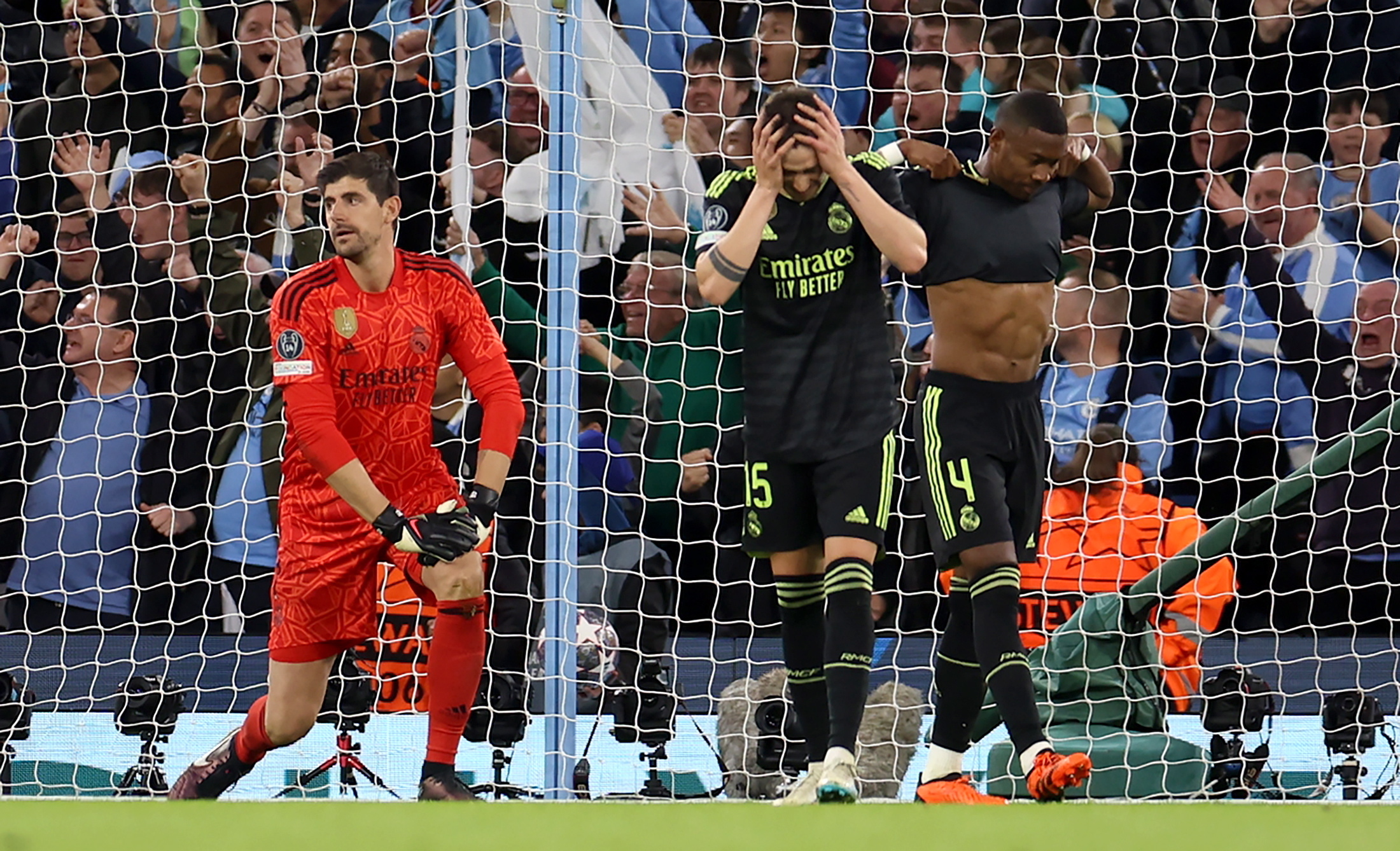 Os dois golaços de Bernardo Silva na vitória do Manchester City - SIC  Notícias
