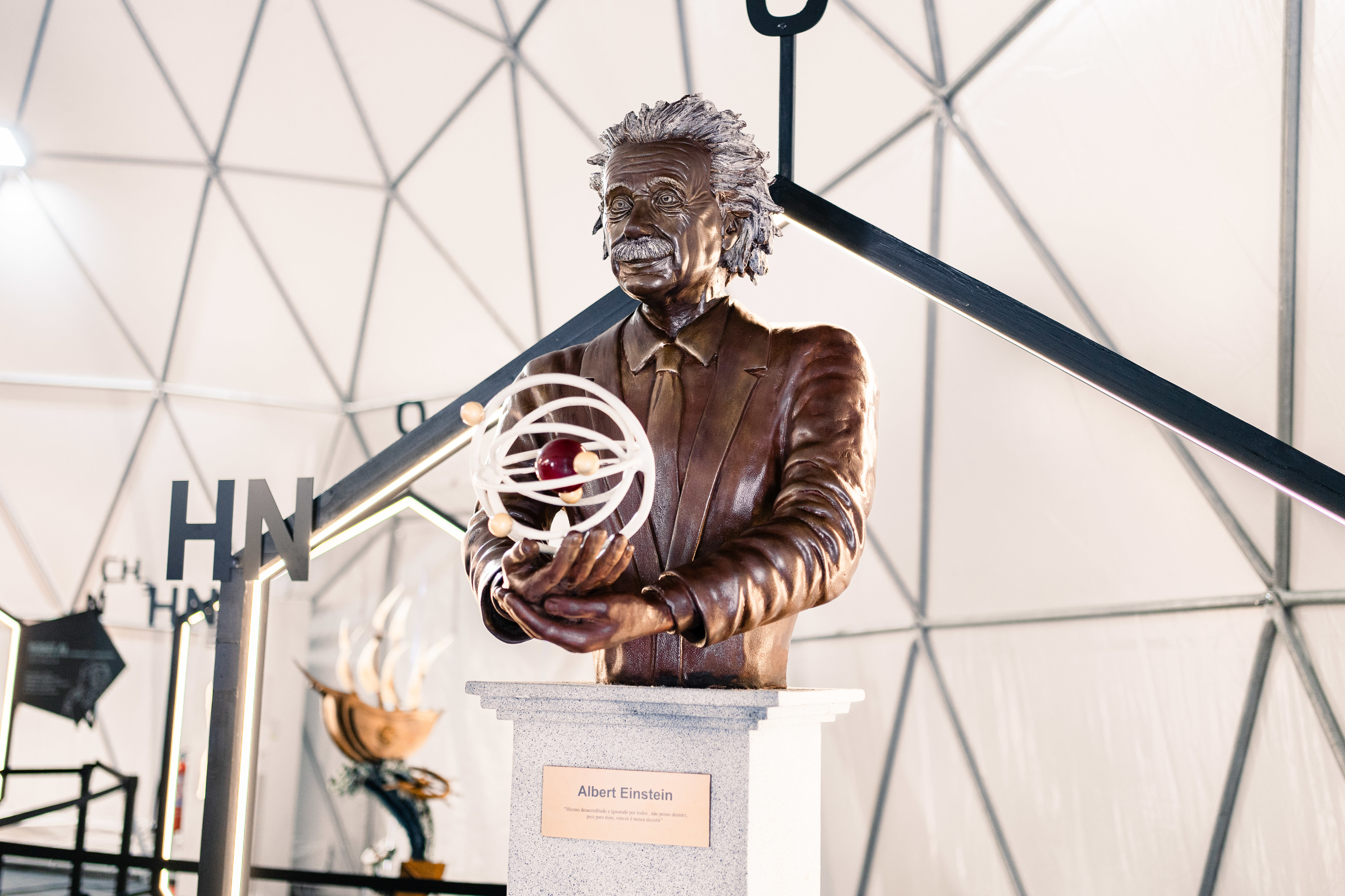 Esculturas, experiências e provas. Eis o que pode fazer no Festival Internacional de Chocolate de Óbidos