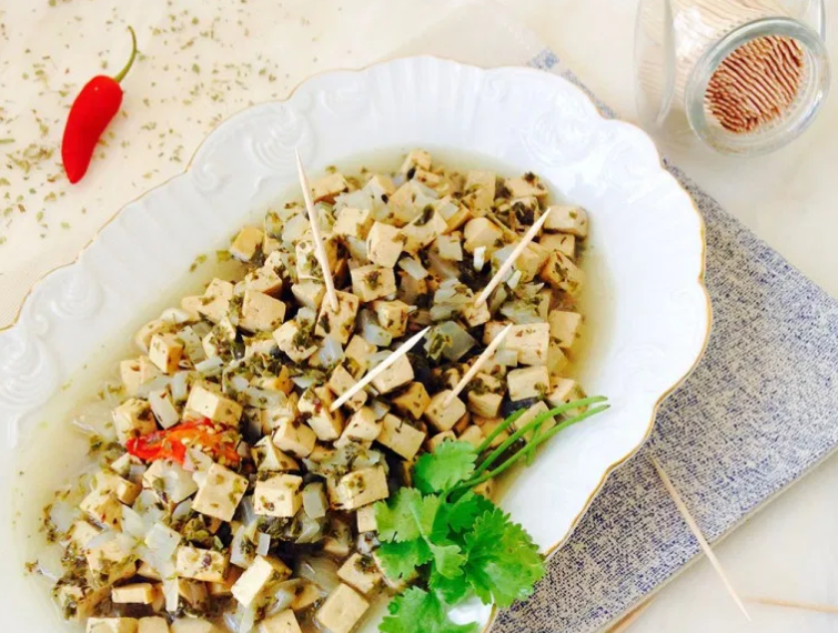 Caracóis vegan? É apenas umas das opções 6 opções para montar uma mesa de petiscos de base vegetal