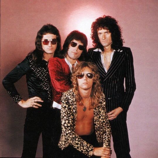 Atenção, fãs dos Queen. Há concertos à luz das velas com os maiores êxitos da banda já este fim de semana