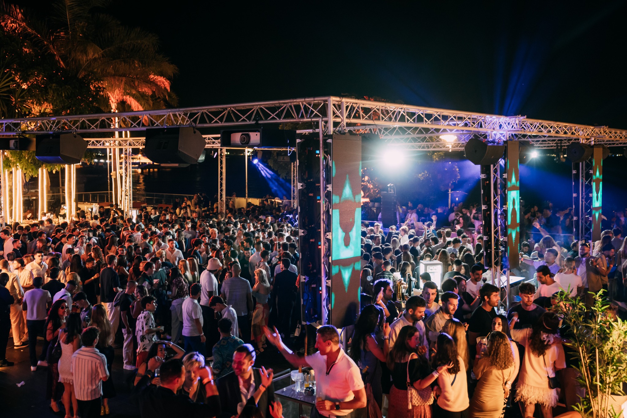 Vem aí uma festa inspirada em “Alice no País das Maravilhas” (para celebrar o 12.º aniversário do Lust in Rio)