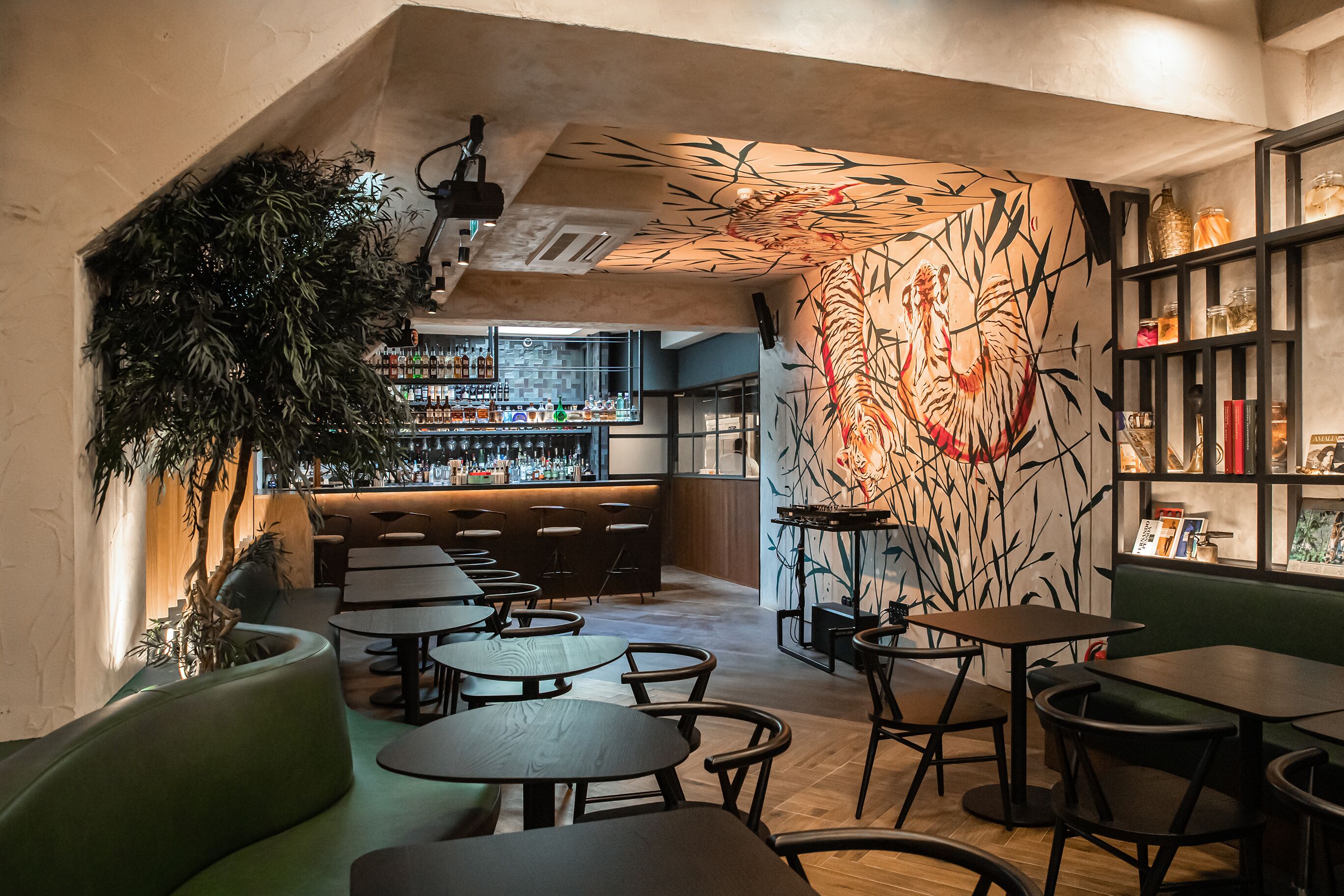 Audaz. Neste gastrobar há comida portuguesa e cocktails feitos com ginjinha e aguardente