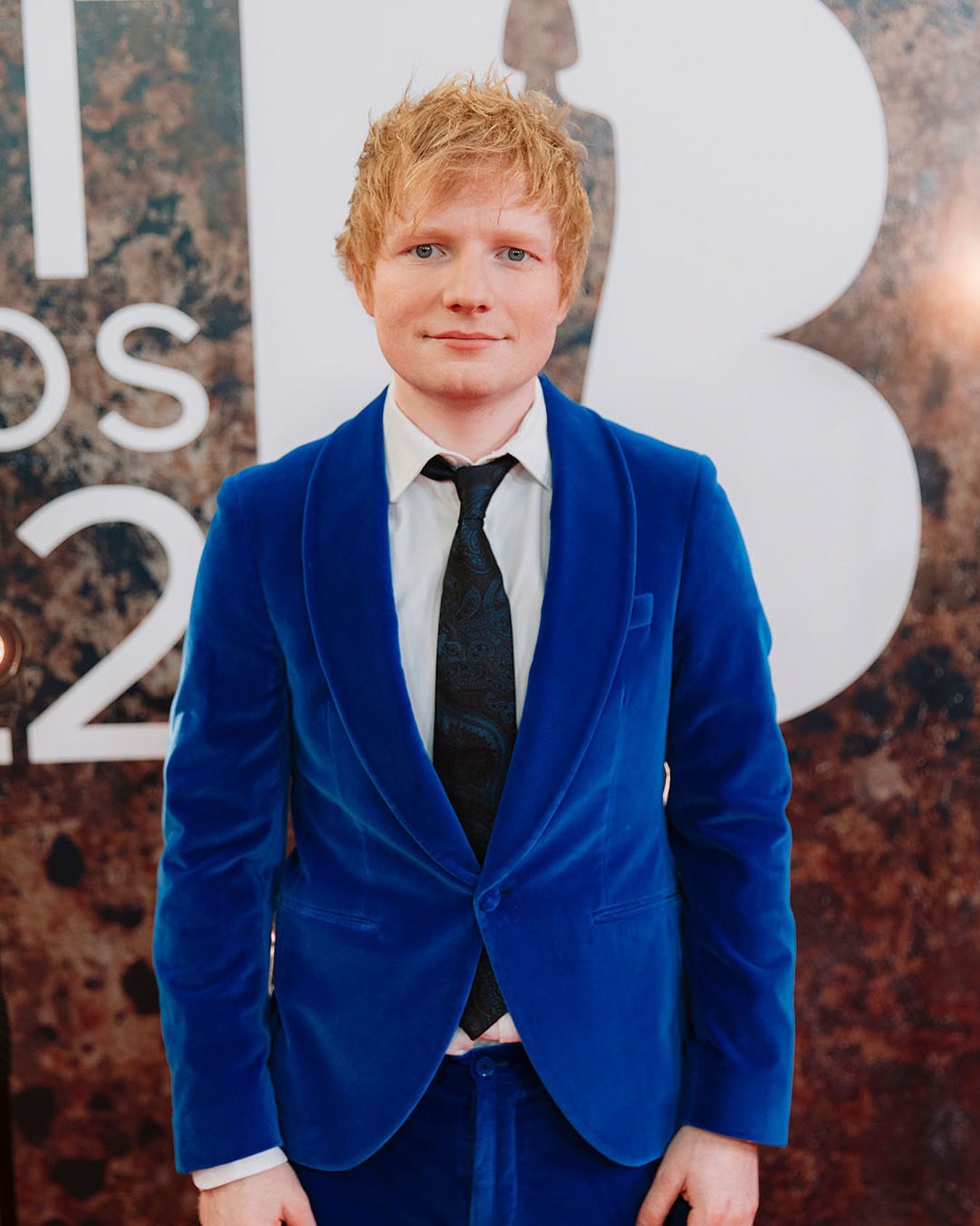 Ed Sheeran pediu uma câmara funerária no jardim de casa. E foi aprovada
