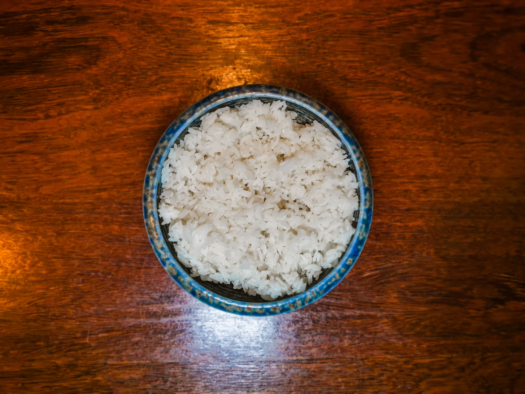 7 regras para conseguir fazer arroz de sushi, segundo o chef Daniel Rente