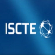 Tendência anos 70. 22 peças com xadrez, padrões geométricos ou bombazina que pode encontrar nas lojas