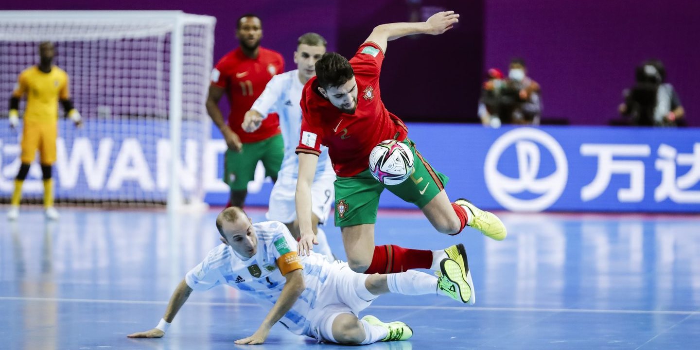 Ricardinho eleito o melhor jogador de futsal do mundo - LusoAmericano