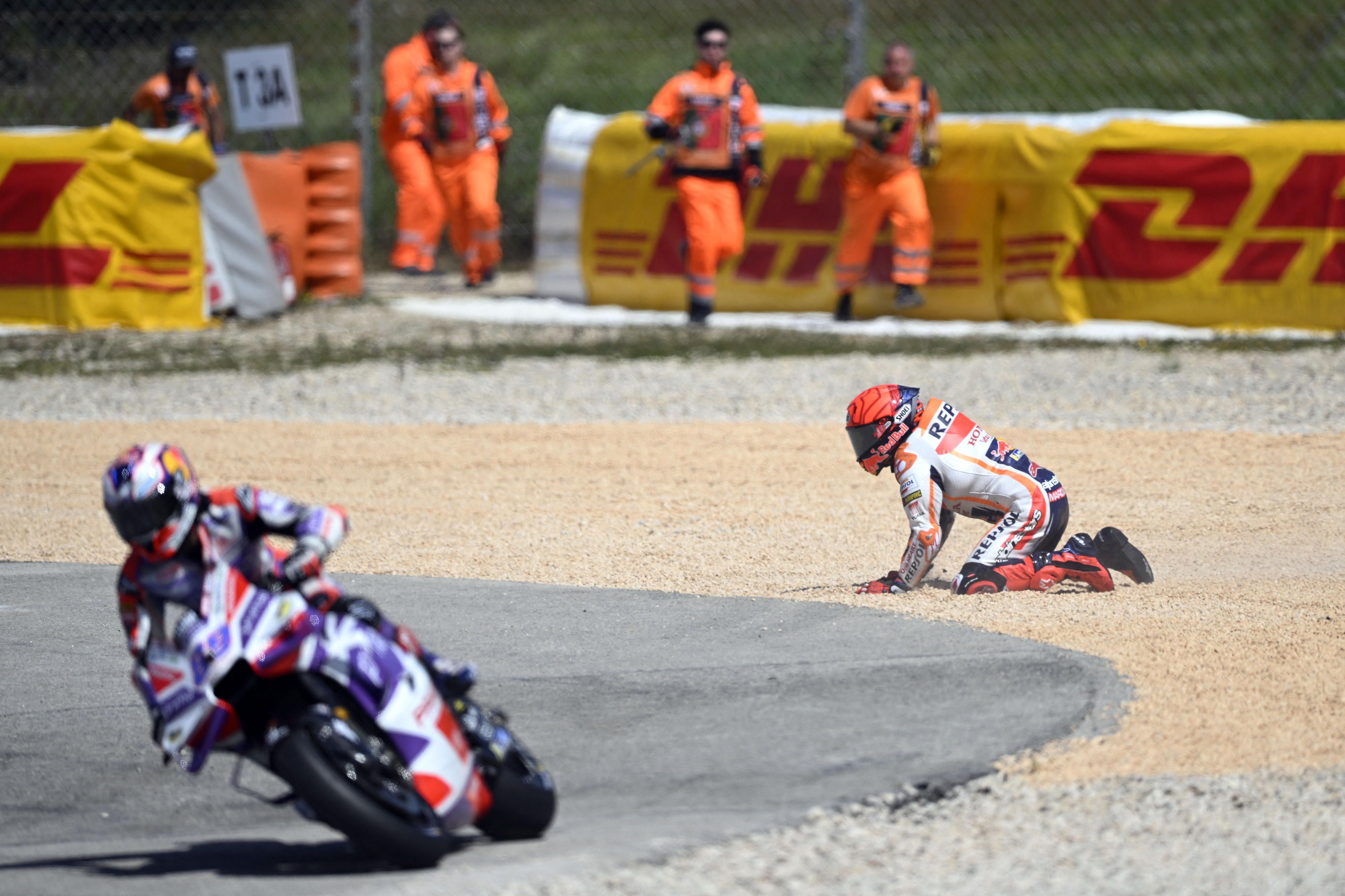 VÍDEO: O acidente entre Márquez e Oliveira na MotoGP em Portugal