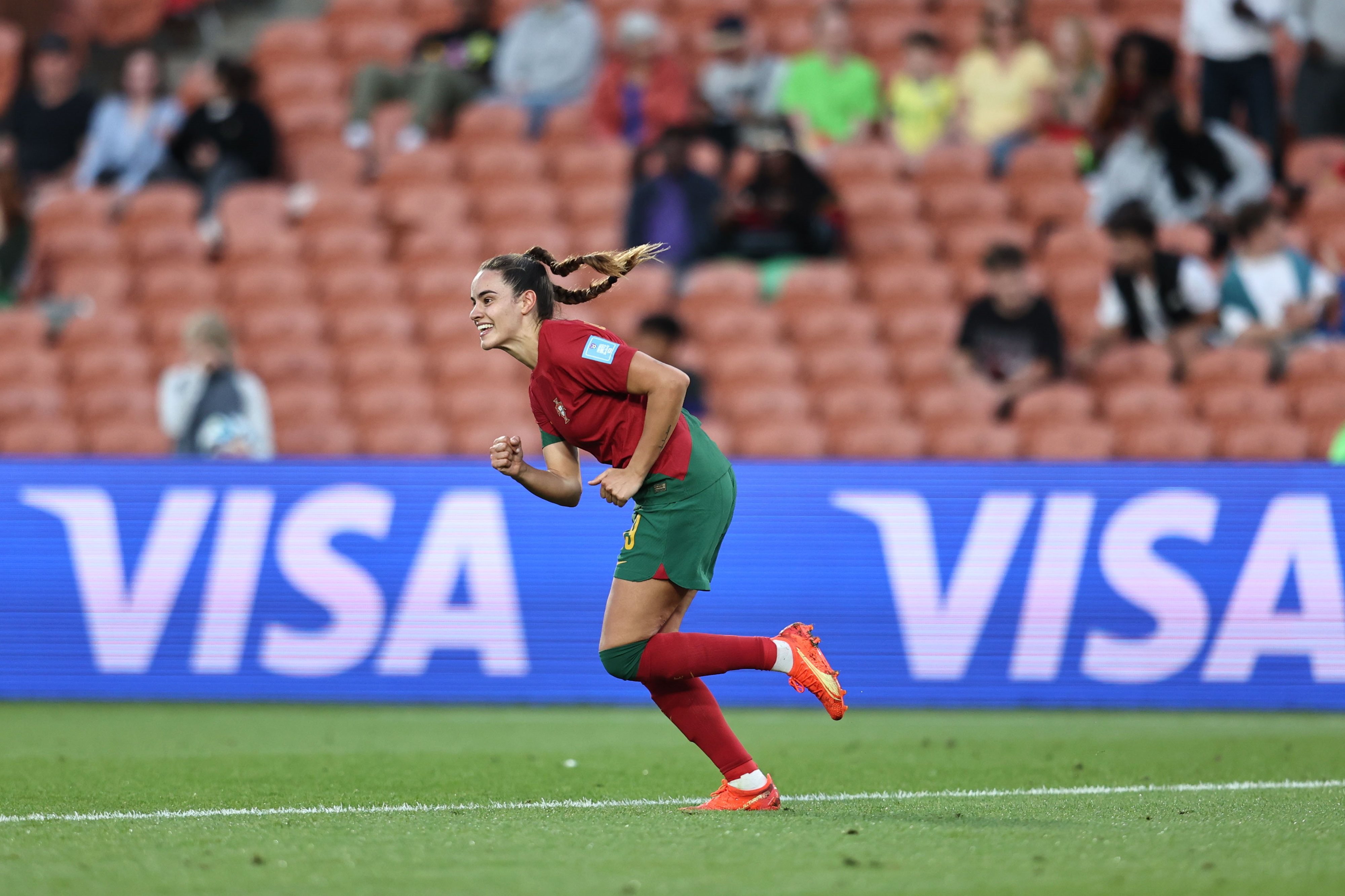 Seleção feminina faz história ao apurar-se para o Euro2017 - Seleção  Nacional Feminino - SAPO Desporto