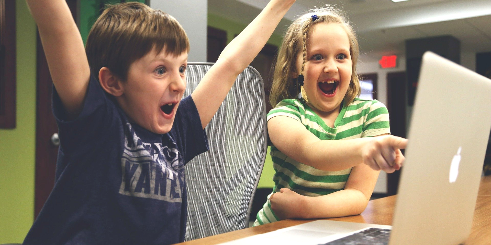 Um quarto dos gamers têm vergonha de dizer aos pais o tempo que passam a jogar