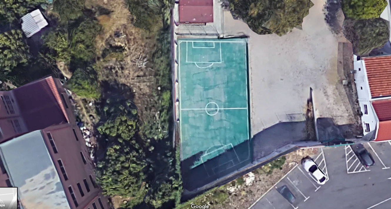 Um campo de futebol torto e outros segredos de Lisboa vista de cima