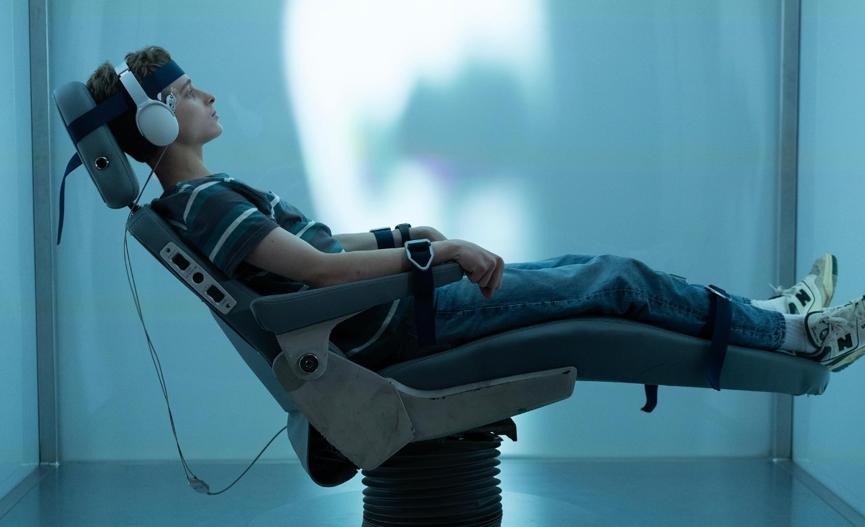 Entre o paranormal, absurdo e político. “The Institute” chega à Max com o selo de Stephen King