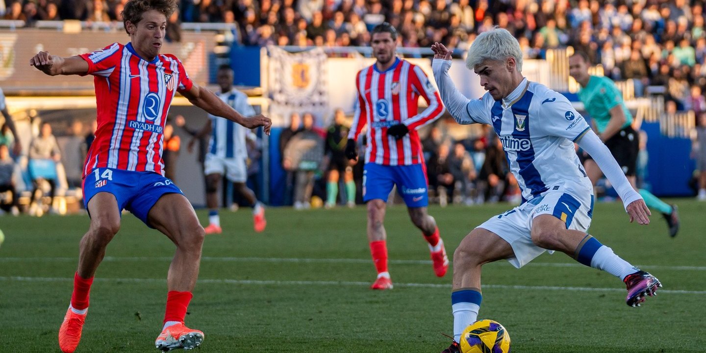 Griezman falha penálti aos 90, Atlético Madrid perde após 15 vitórias e tem liderança em risco em Espanha