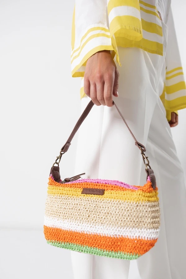 Alerta, achado. Esta carteira da Lanidor é uma alternativa a um modelo de 3100€ (e nem chega aos 25€)