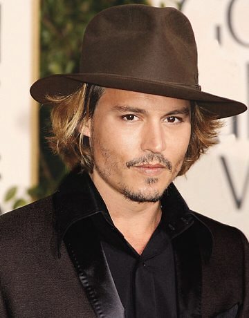 Júri retomará deliberações do julgamento entre Johnny Depp e Amber