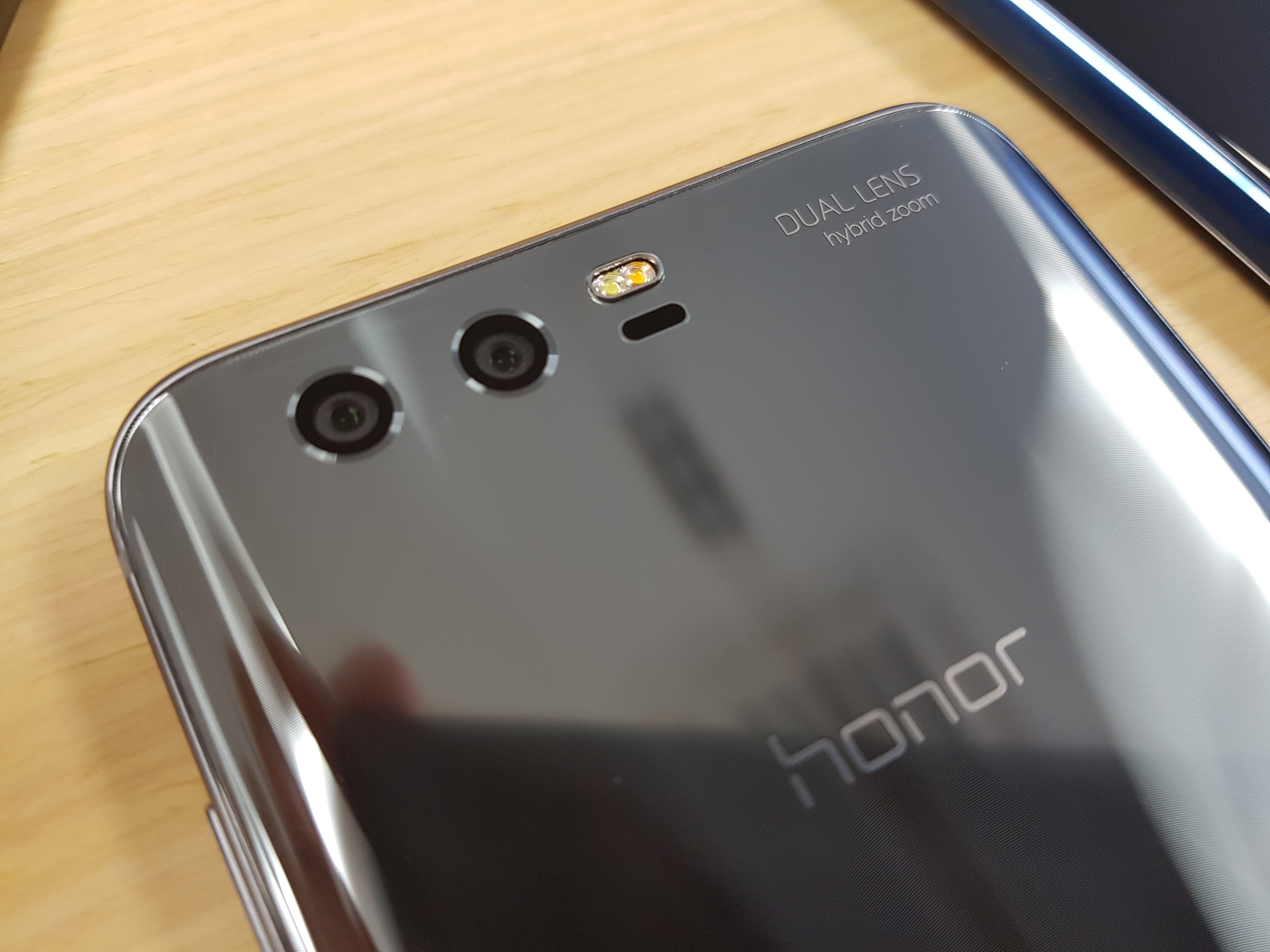 Leak mostra novo Honor V10 horas antes do anúncio oficial