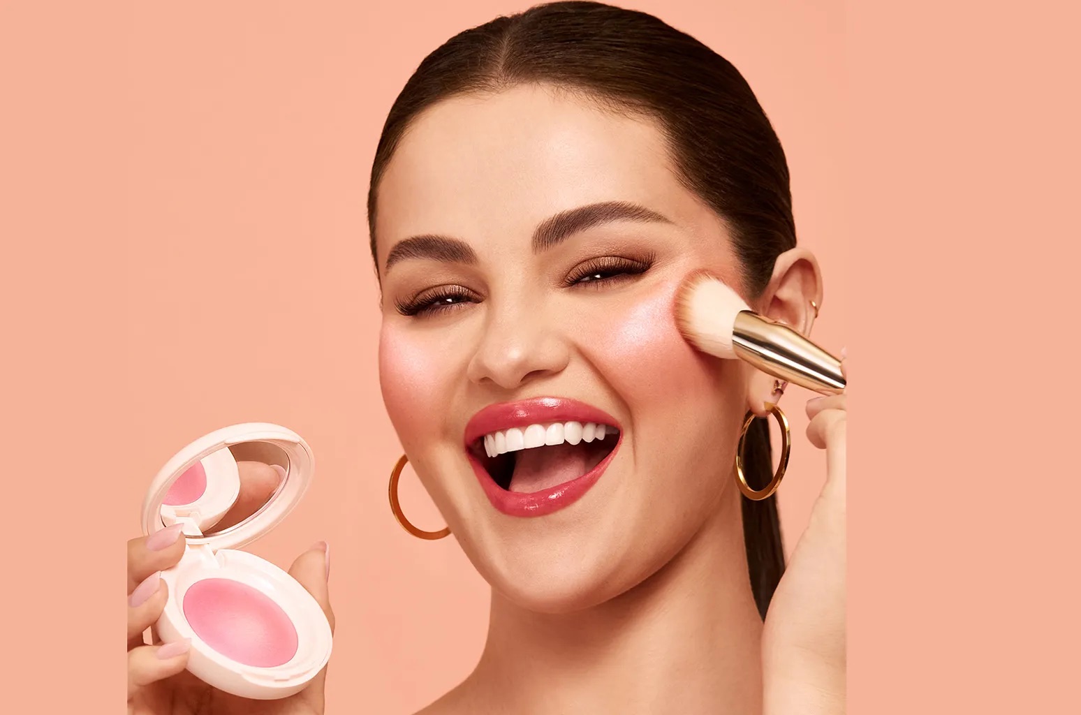 A Primark tem a alternativa perfeita a este blush de Selena Gomez (e custa menos 25€ do que o original)