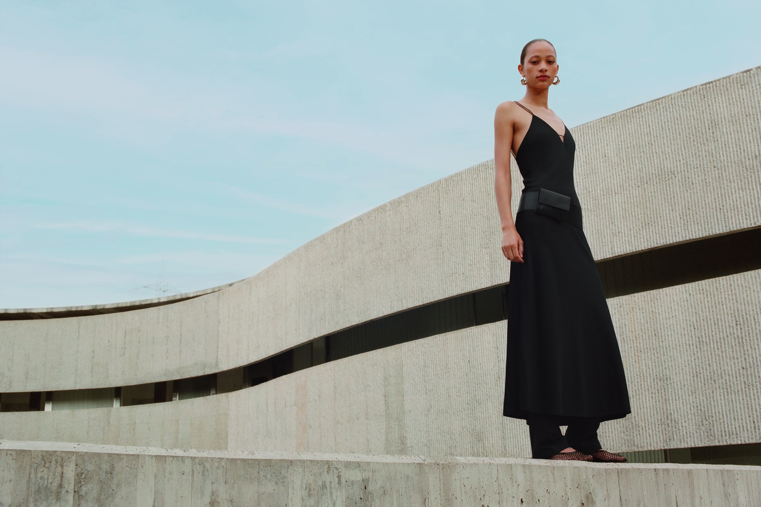 A nova coleção da Mango já nos faz sonhar com a primavera. Espreite 13 peças (a partir de 19,99€)