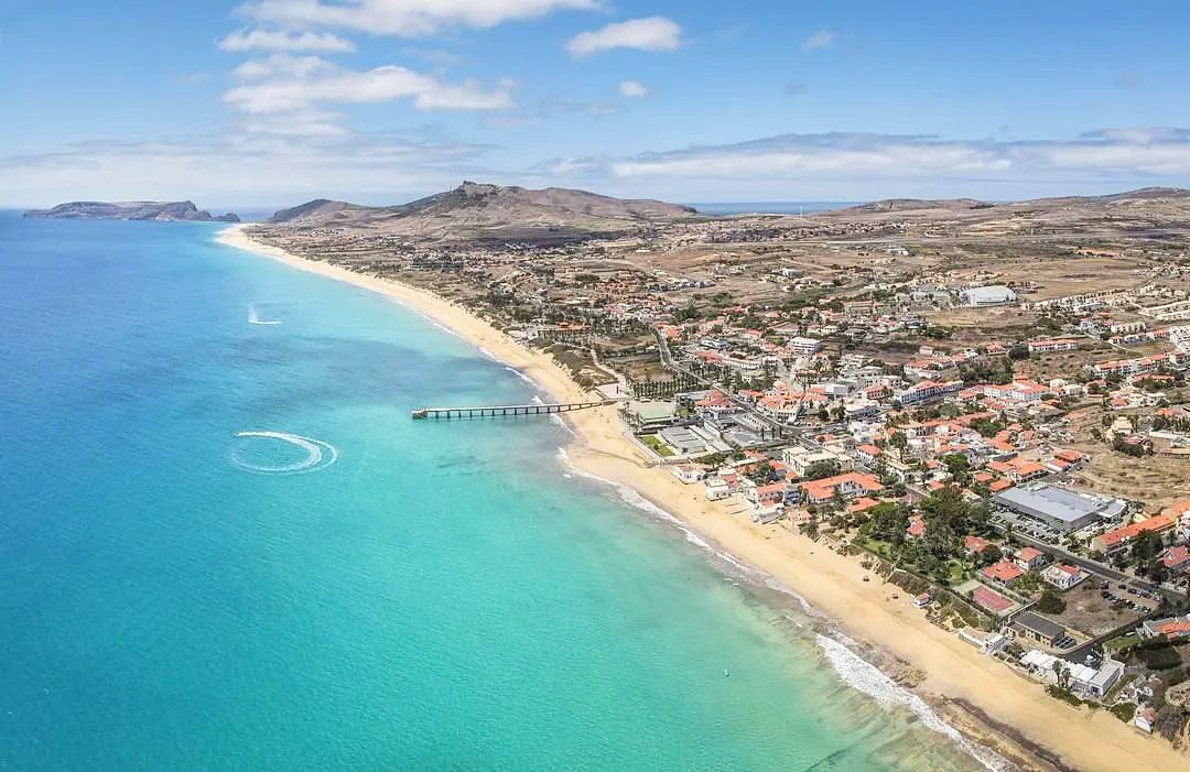 Prepare a toalha e o biquíni. Porto Santo, na Madeira, é a melhor praia da Europa para 2022