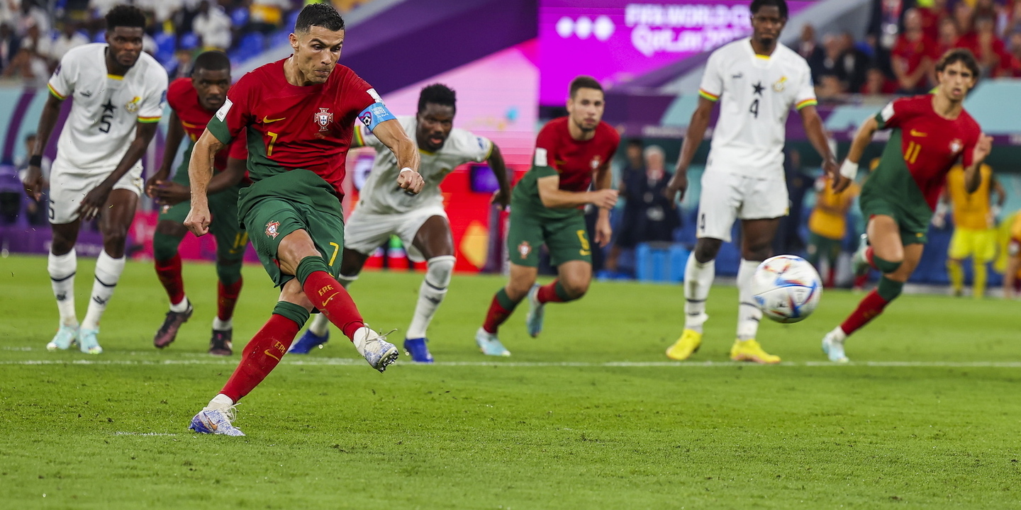 Lateral do Coimbra se destaca na Liga Sub-23 de Portugal - Lance!