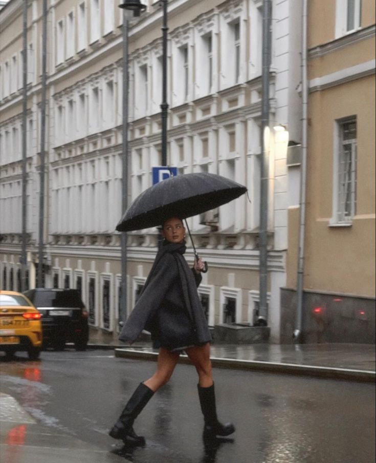 O chapéu de chuva é indispensável para os dias de mau tempo. 10 sugestões estilosas desde 7,99€