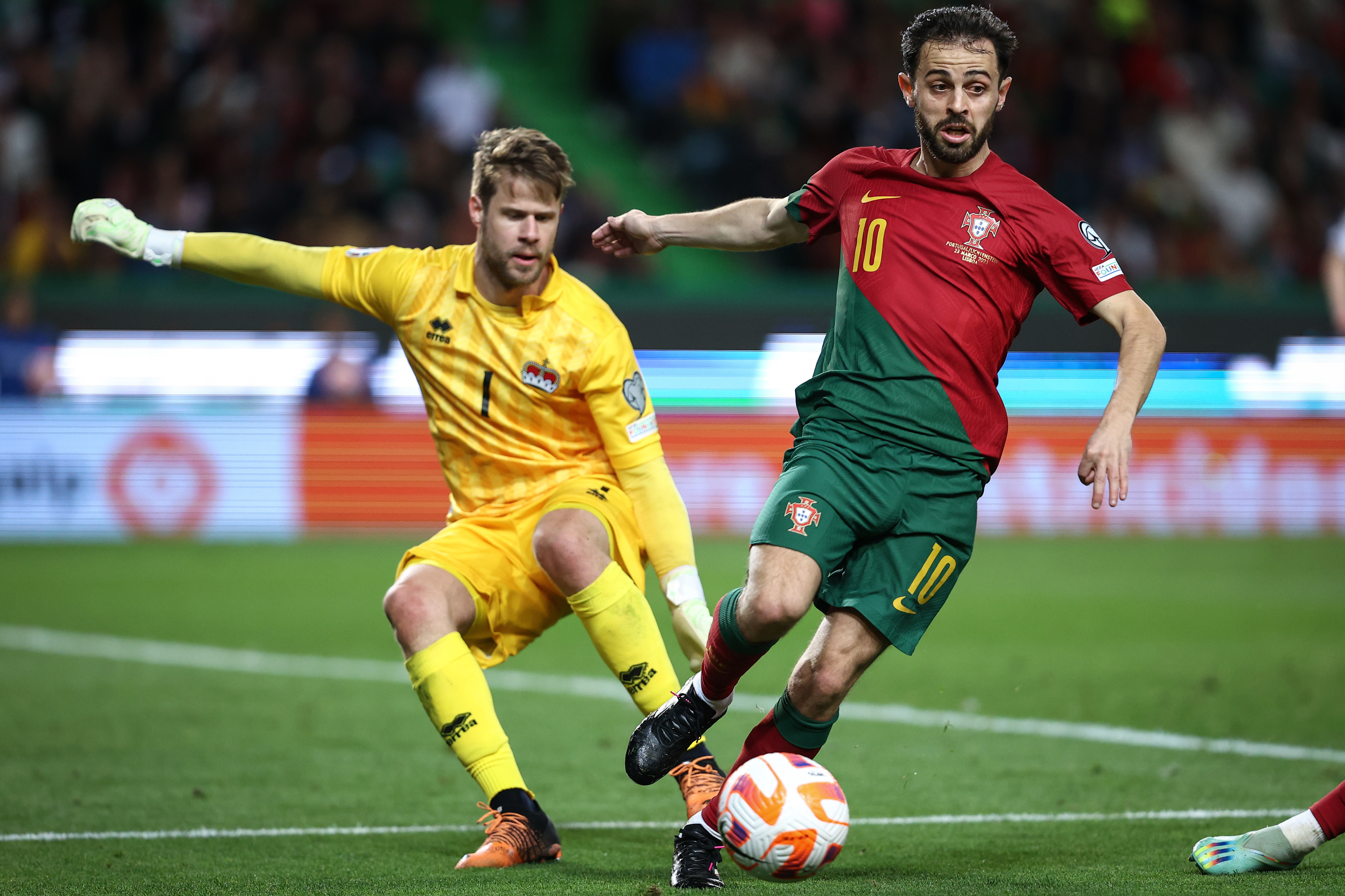 Portugal goleia sobre Liechtenstein na estreia de Roberto Martínez com  Cristiano Ronaldo batendo recorde